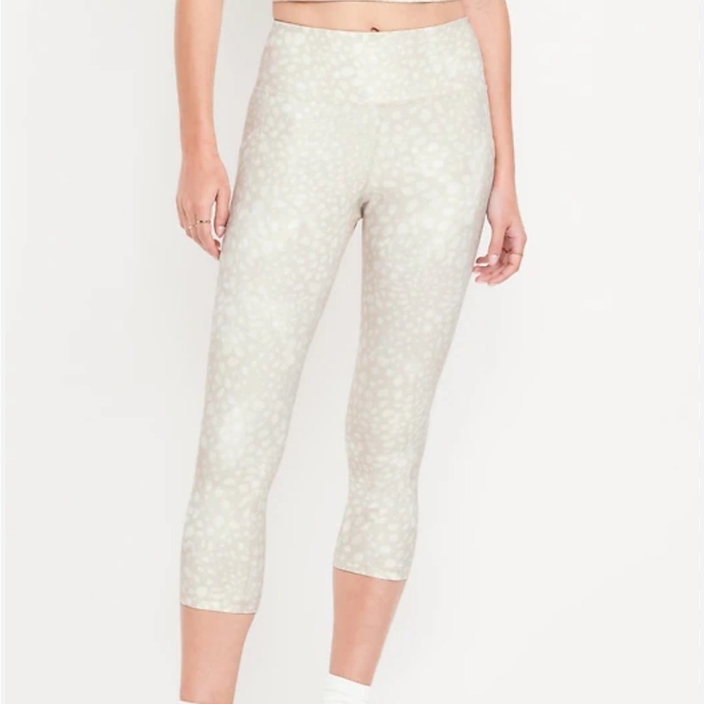 Women's Cream Beige Patterned Capri Active Leggings High rise Powersoft 3/4